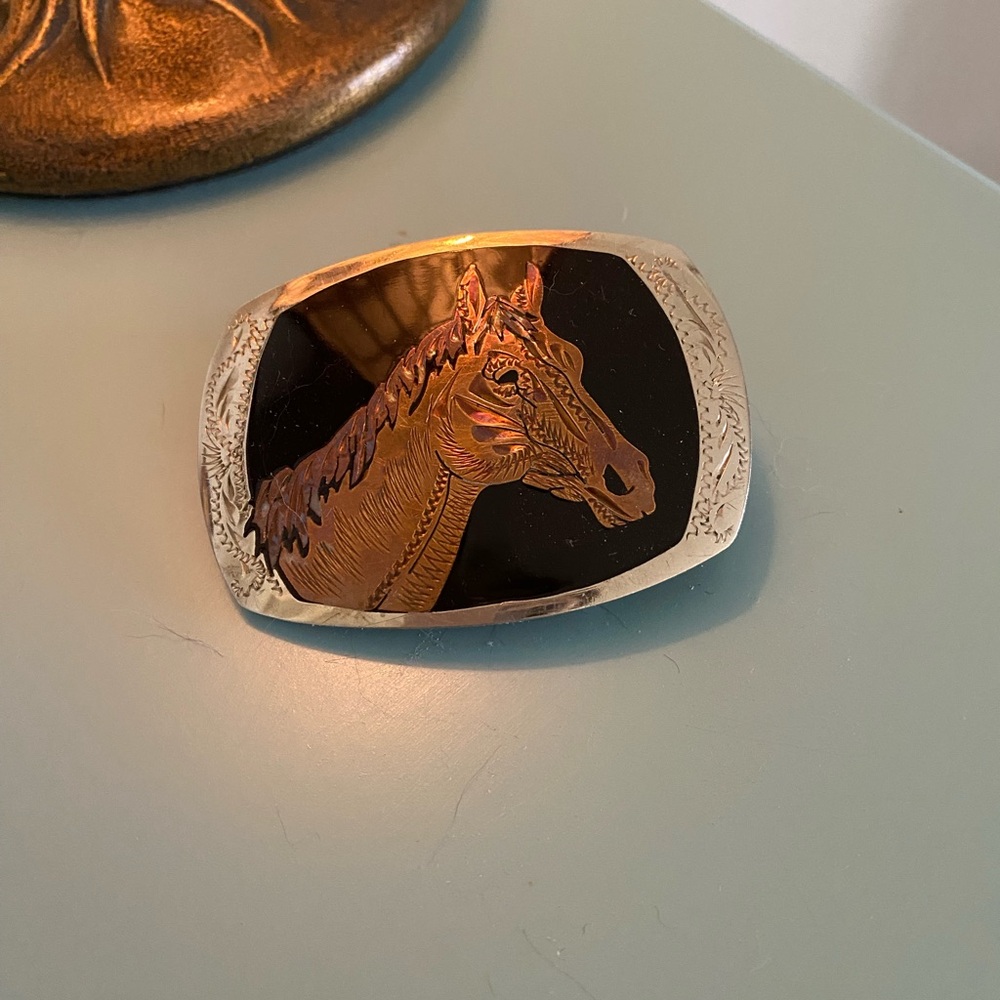 Silver Horse Engraved Belt Buckle - Picture 7 of 8
